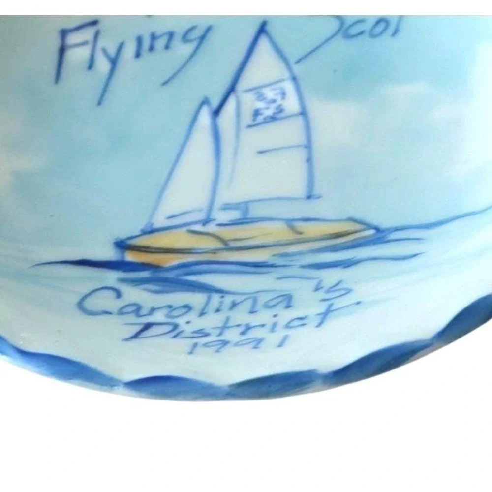 Flying Scot Sailboat Carolina District 1991 signed D. Hill Small Plate‎